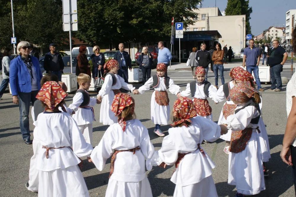 Trenutno pregledavate Folklorna igraonica Maslačak nastupila na Kontrobi
