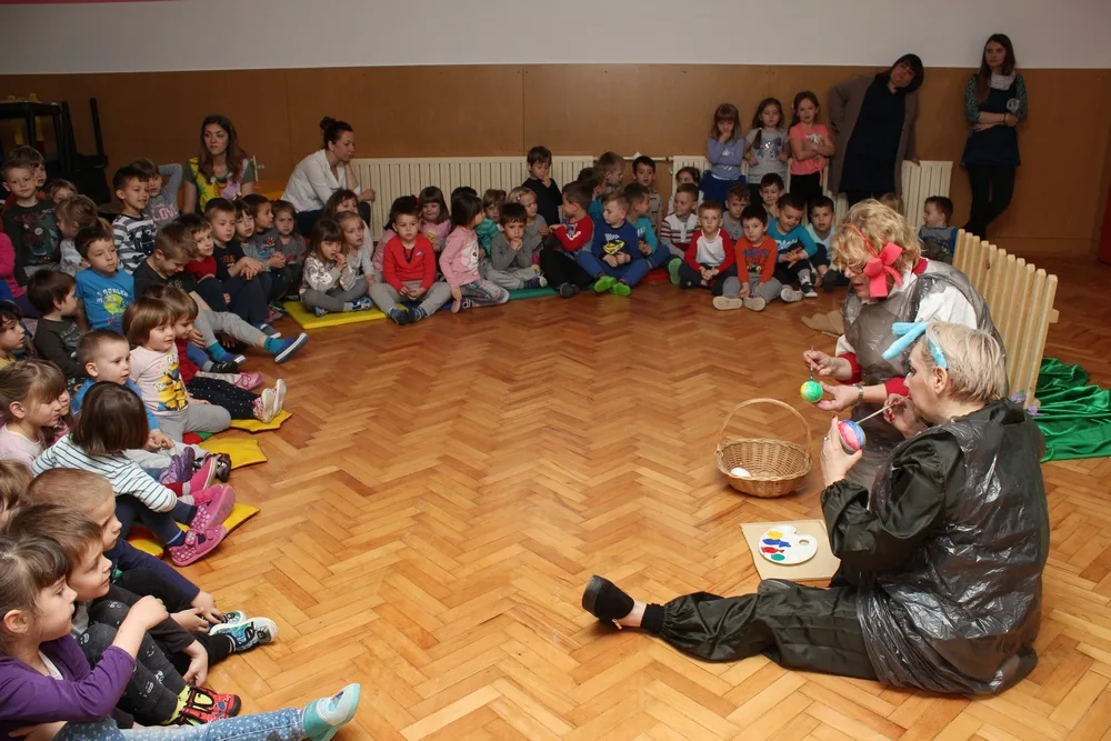 Trenutno pregledavate Uprizorena predstava Uskršnji zeko