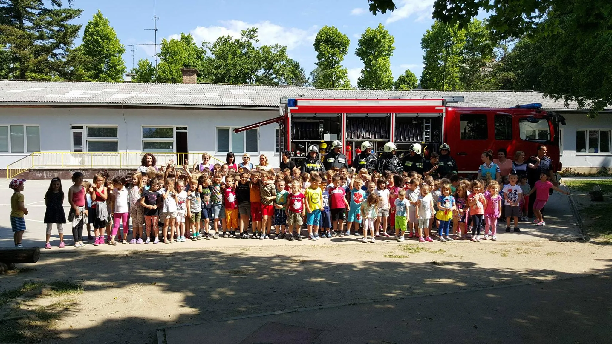 Trenutno pregledavate Vatrogasna vježba u objektima Maslačak i Radost
