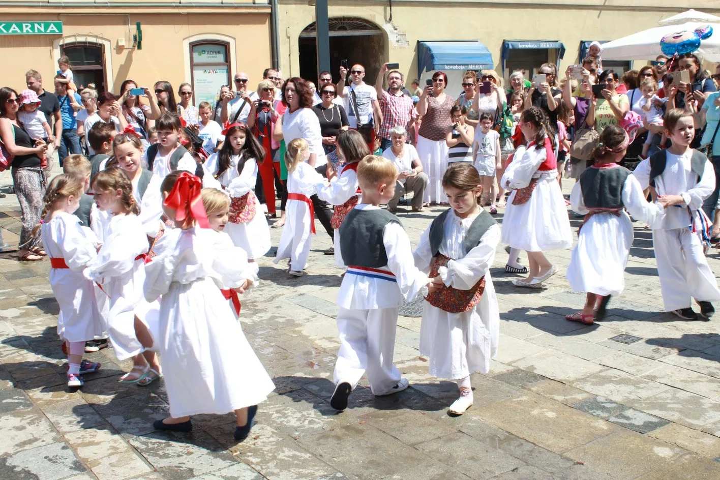 Trenutno pregledavate Dječja proslava Dana grada