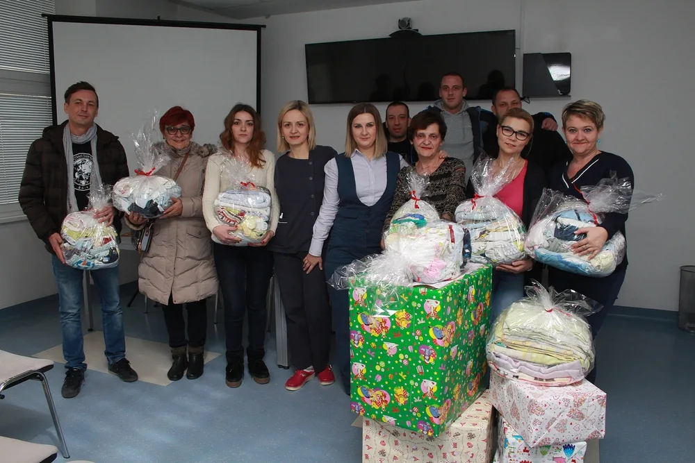 Trenutno pregledavate Patkice donirale benkice sisačkoj bolnici