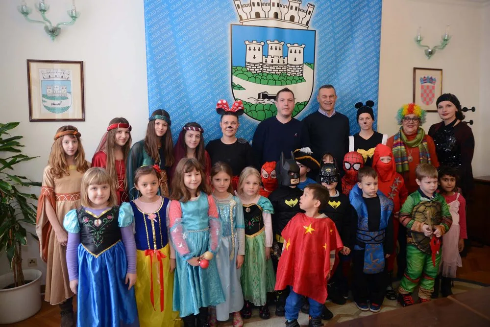 Trenutno pregledavate Maškare vratile ključeve grada