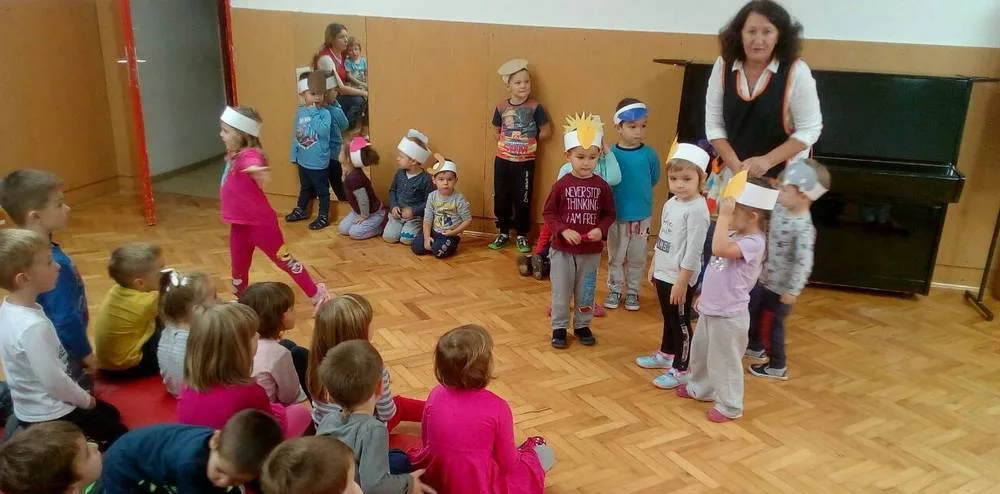 Trenutno pregledavate Leptirići pripremili predstavu “Zrno žita” za prijatelje Mišiće