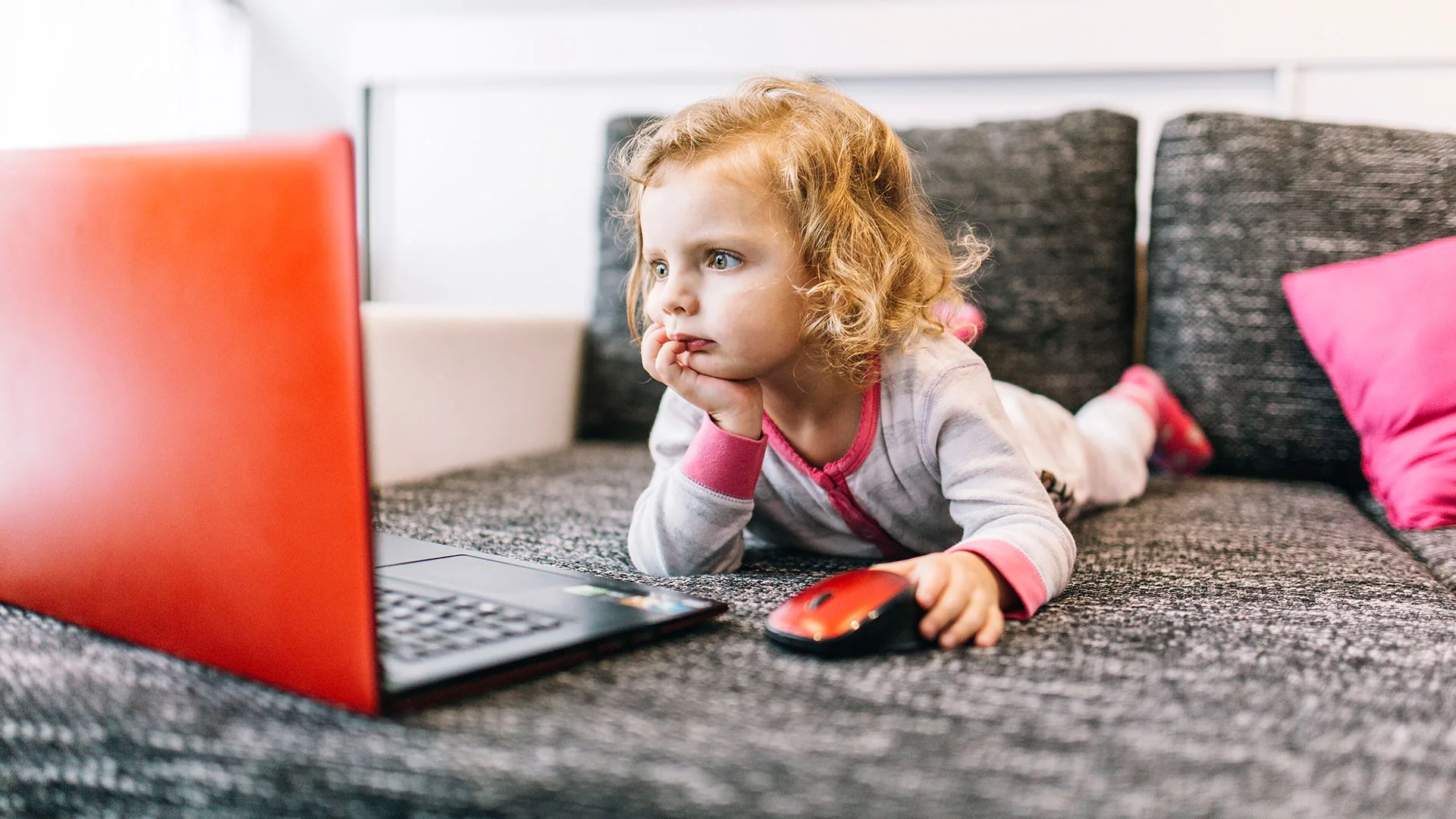 Trenutno pregledavate ZAGONETKE ZA NAJMLAĐE – POWER POINT KVIZ