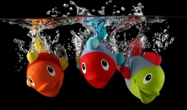 Pročitajte više o članku Igre vodom za djecu jasličke dobi