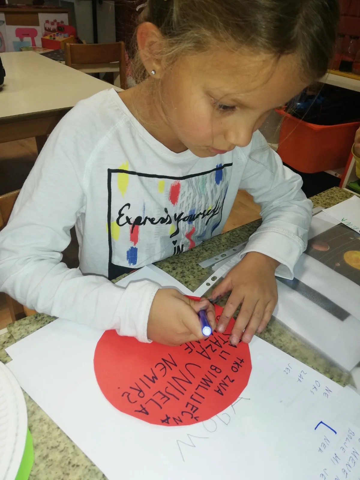 Pišemo pjesmu "Svemirko"