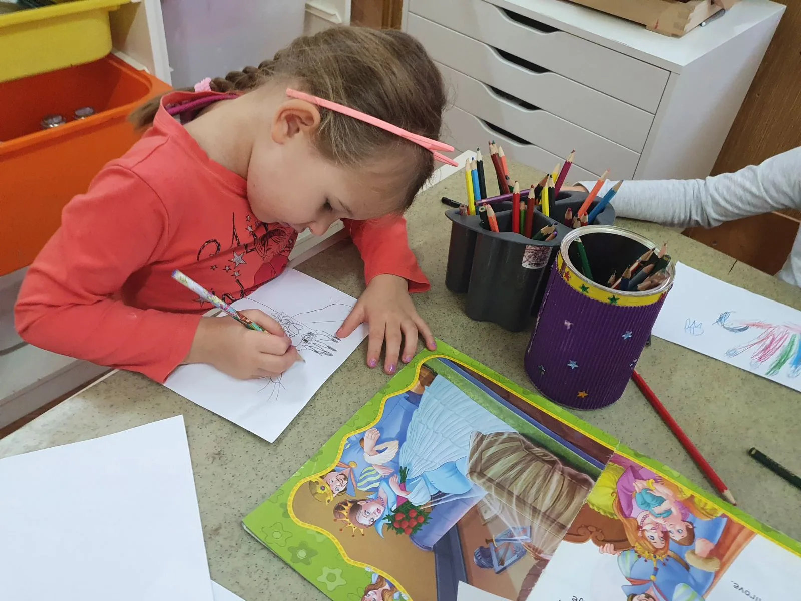 IMG 17a9af9abce749f531e53e2f94526ee9 V