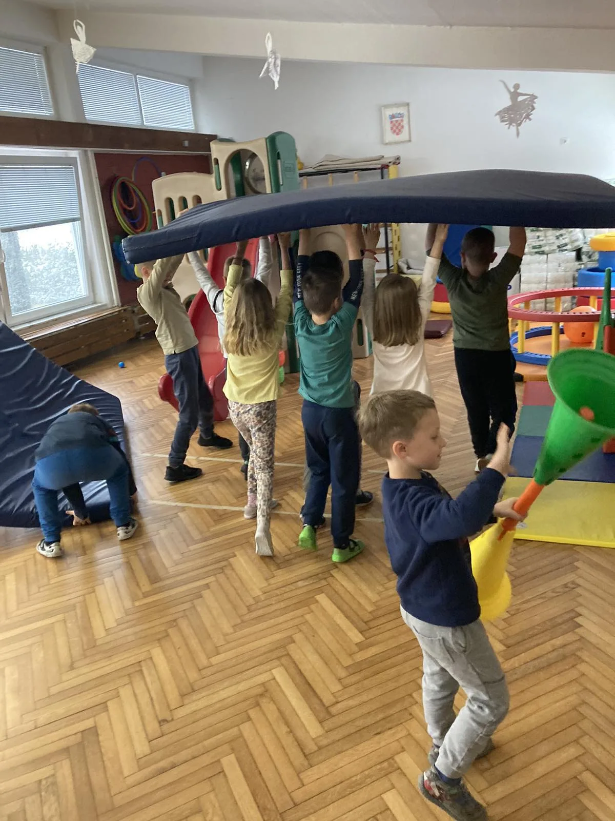 IMG 1df40e69354ec2334e466d3fdf464aa8 V