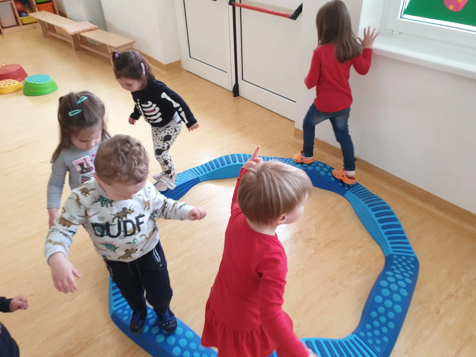 IMG 51a732db3dda578a05256704645b8da0 V