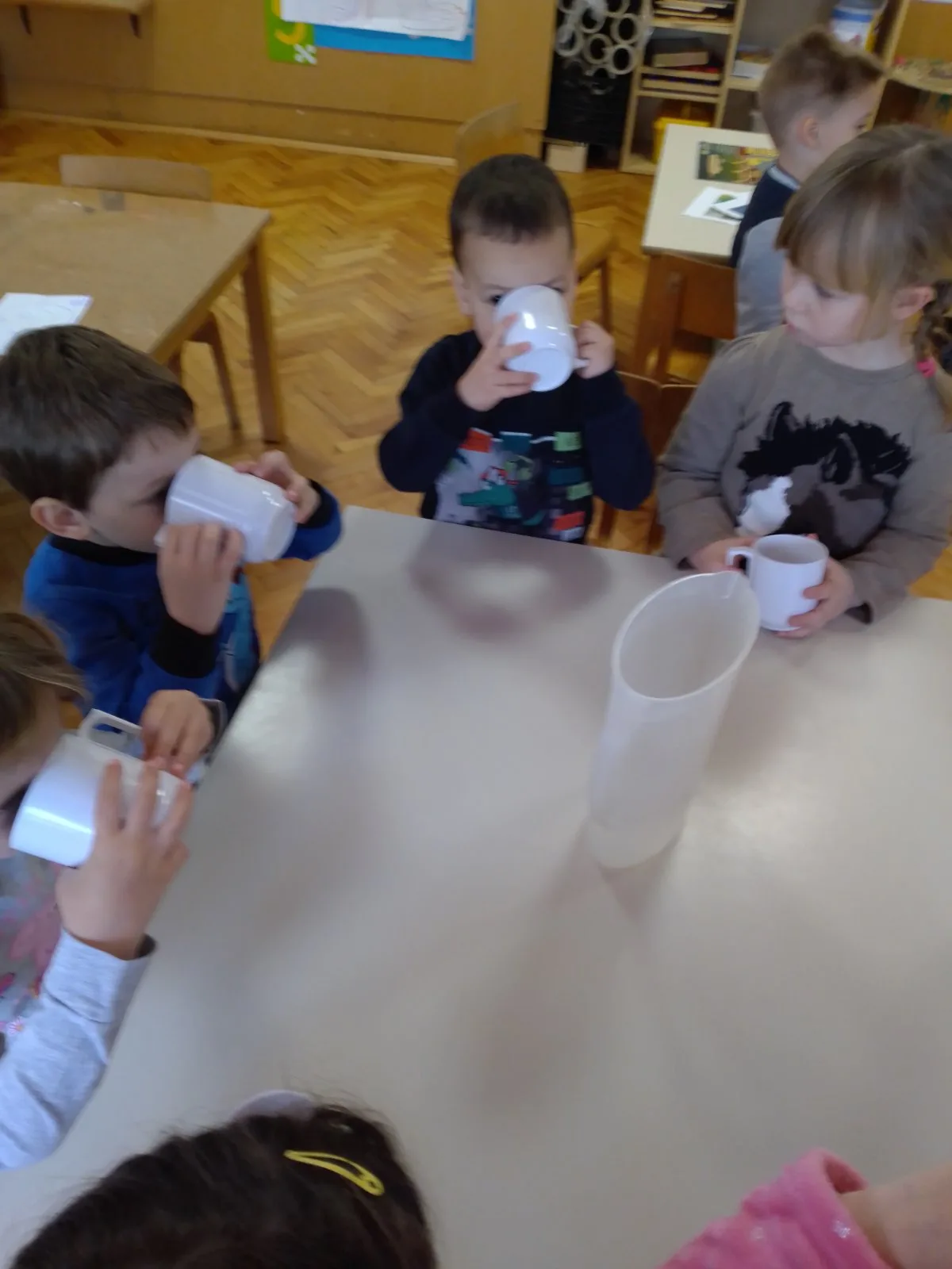 IMG 9abac97deb653c7c23d276ef9f3045c4 V