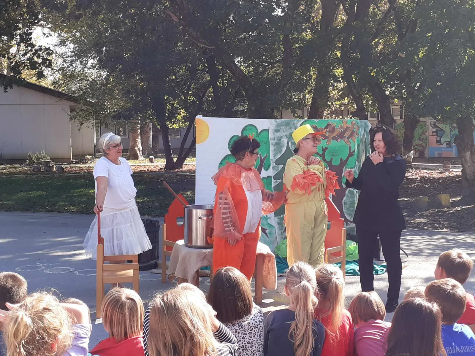 IMG 2a04e121ae5570b0139b80d85779427b V