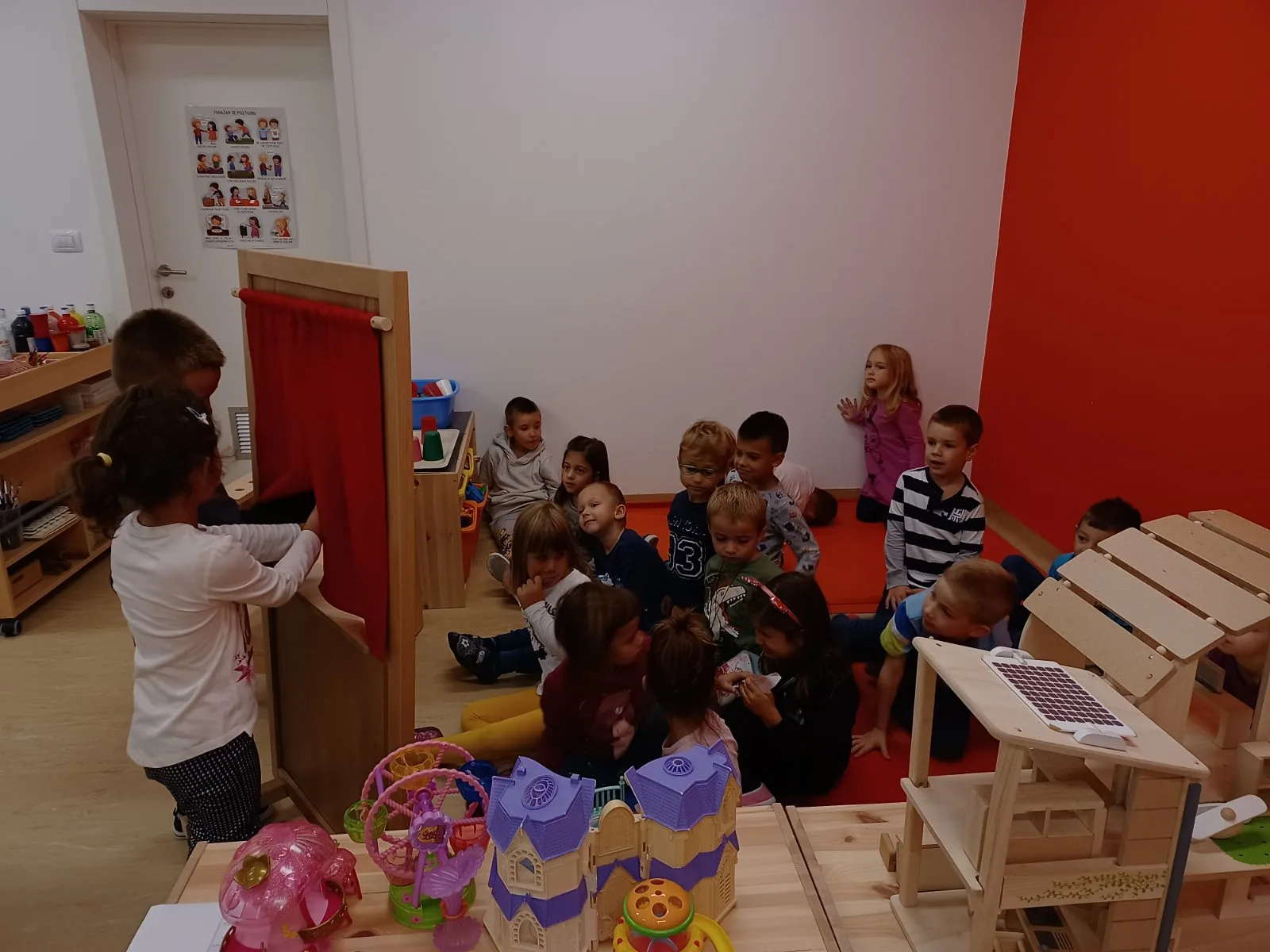 IMG 2b1f892b48aadcd6a6166216b4313399 V