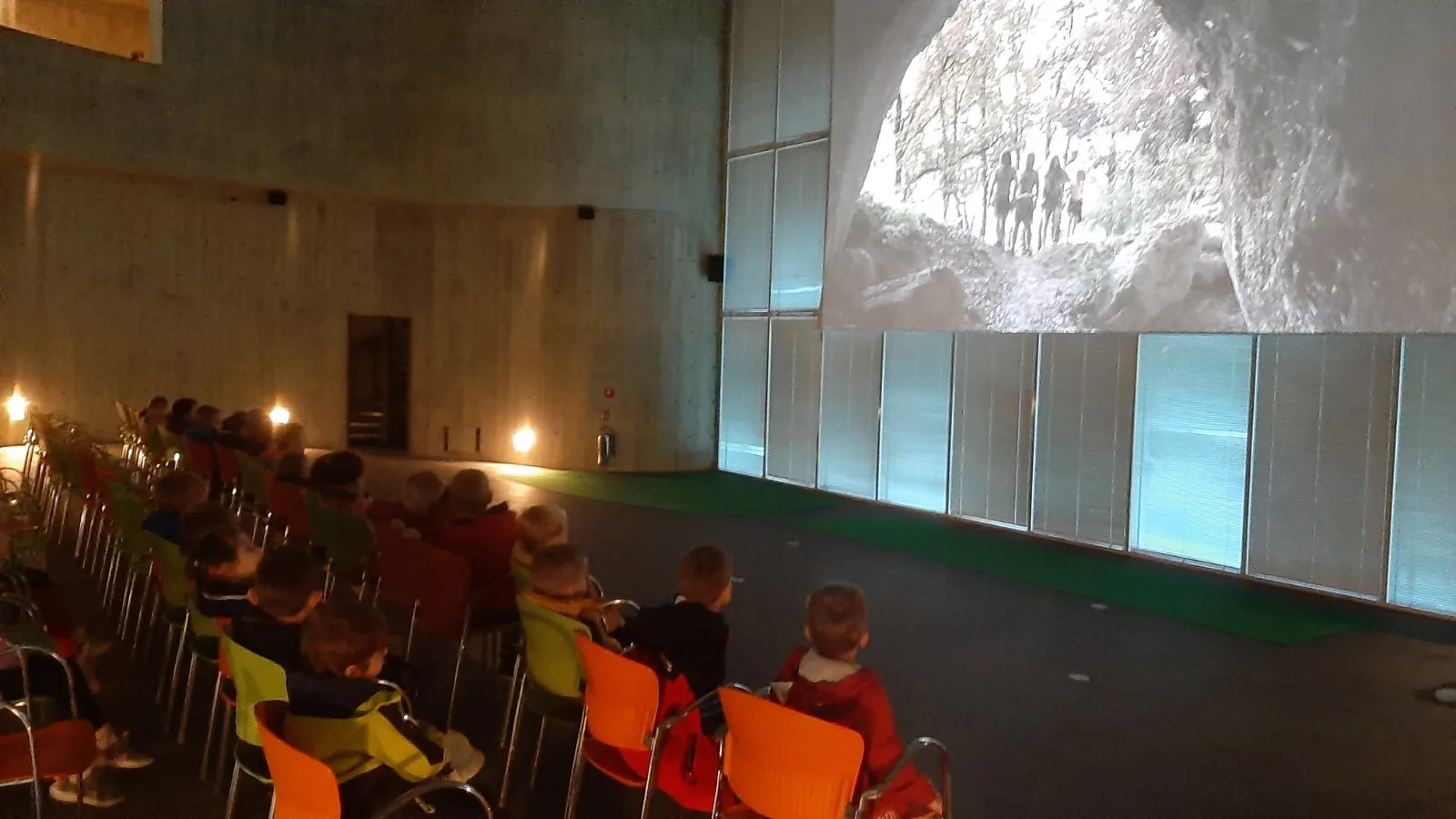 IMG c4dbb8655fa9d107666e7b804ca14f90 V