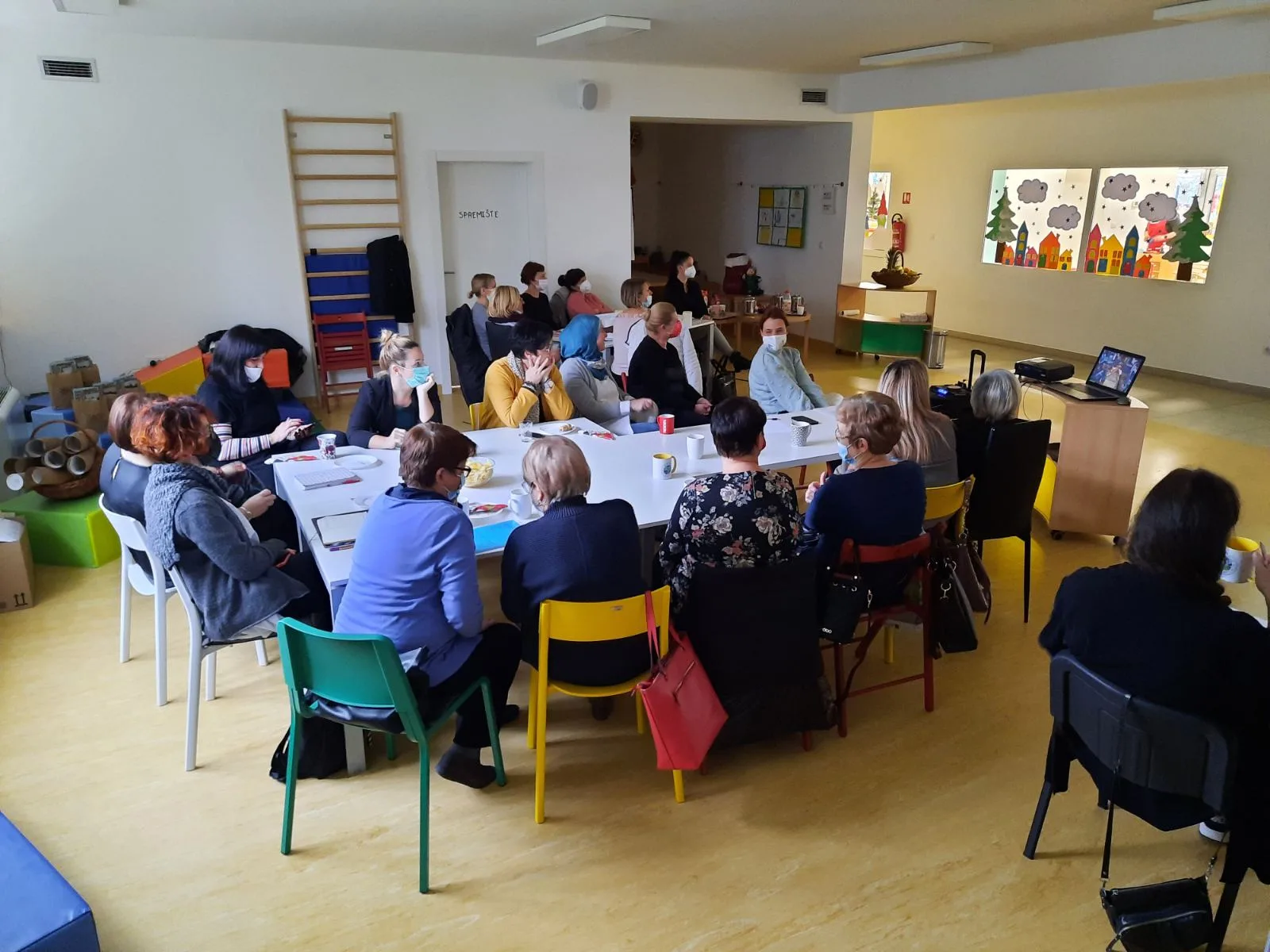 IMG 2fee2472bf0aaf2bf663f51305c18578 V