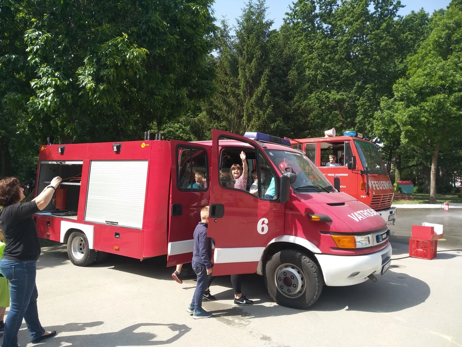 IMG 04f5cbc6bbeadbc4faecbc1620400d1a V