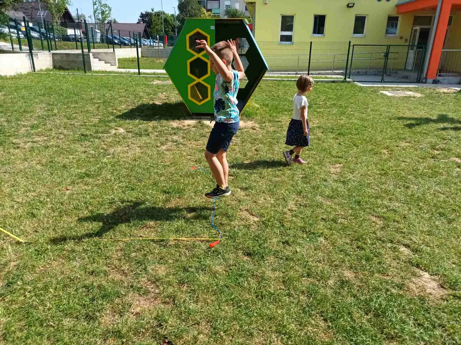 IMG 146705a3ee8e34d13d0685bd8e7460d1 V