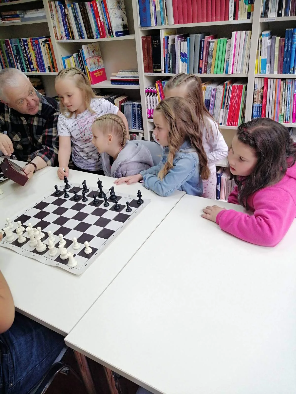 IMG 3717ce813c333d9543331b9e70c5e728 V