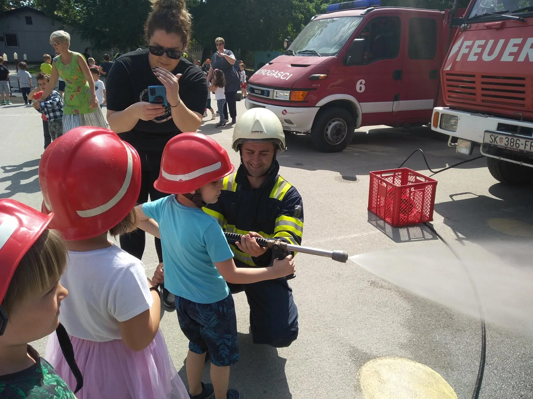 IMG d9bd29ca96c15ac93e2147cd7da84f52 V