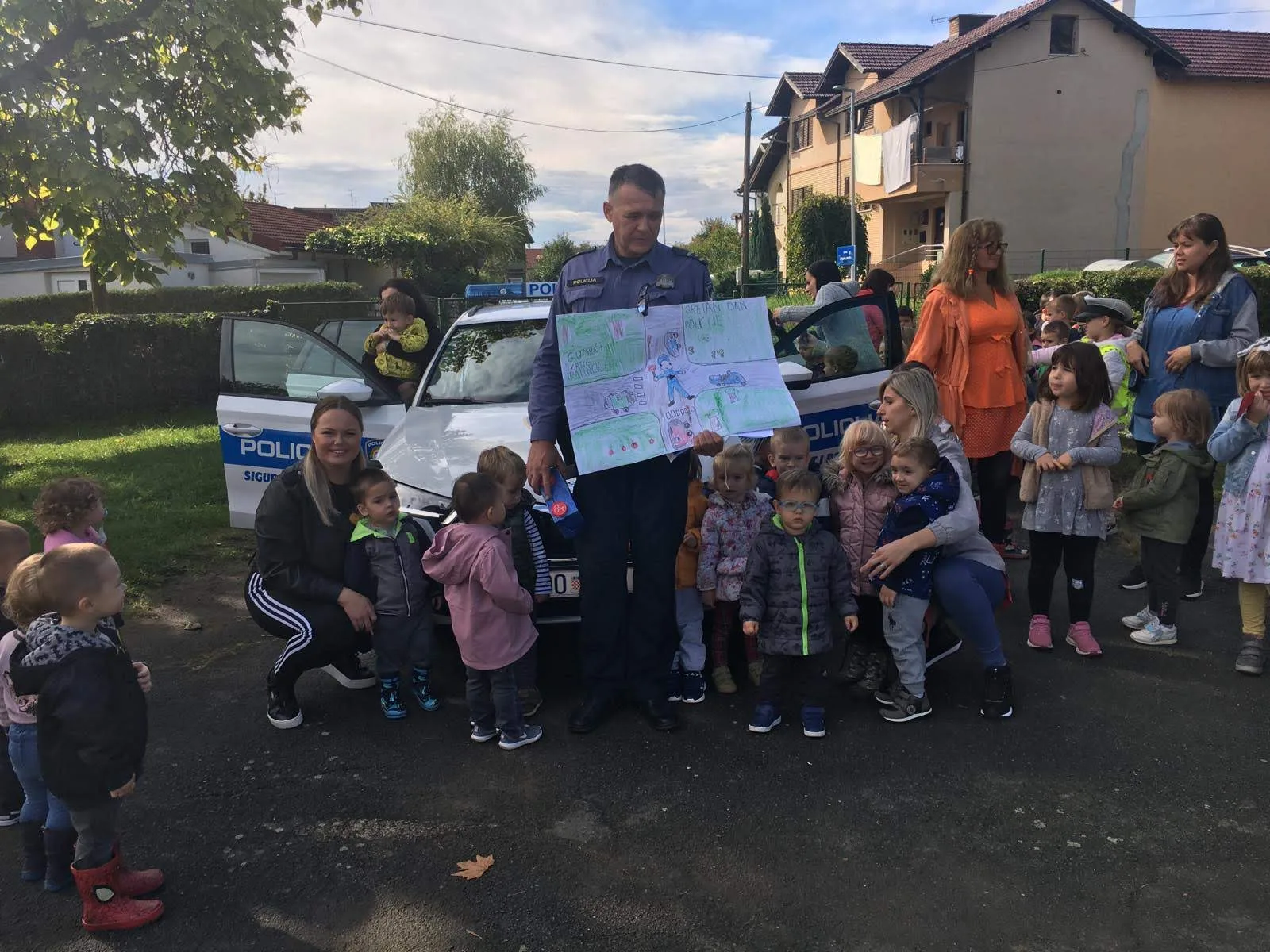 IMG 437e759857891084453ae1e271286eaa V