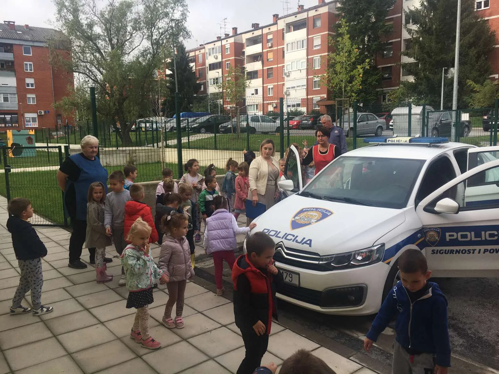 IMG 5745b773d9e3441afe0063f9eb30620b V