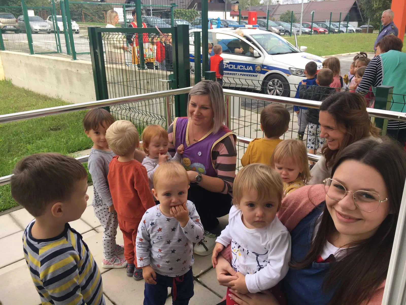 IMG 5b2a6541eb5235db764ff613b9ea52d2 V