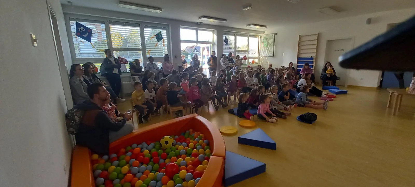 IMG b54fdde570dc593466ccdcf0d2deb616 V