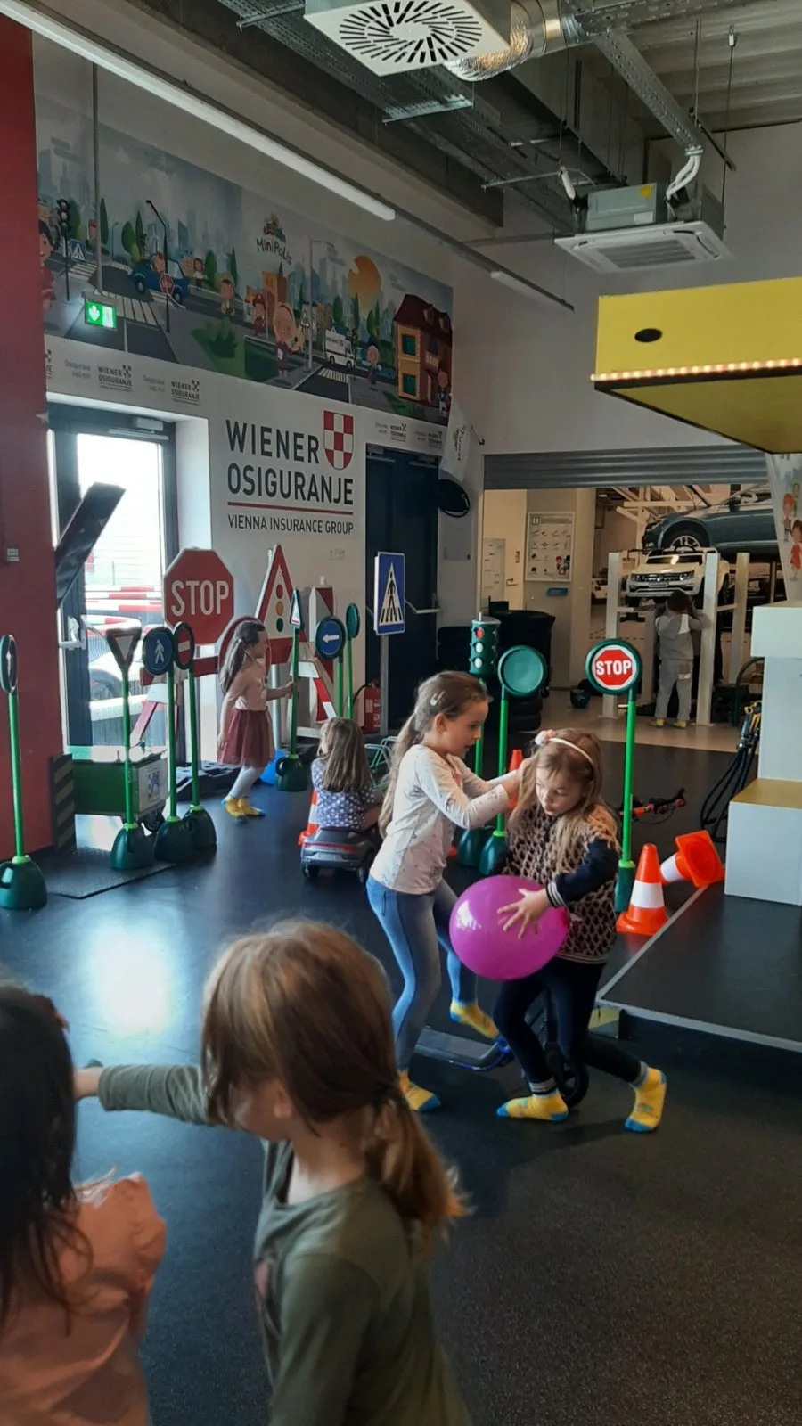 IMG 2bfdcec0934af4fd855e8bf3a0cbafe2 V