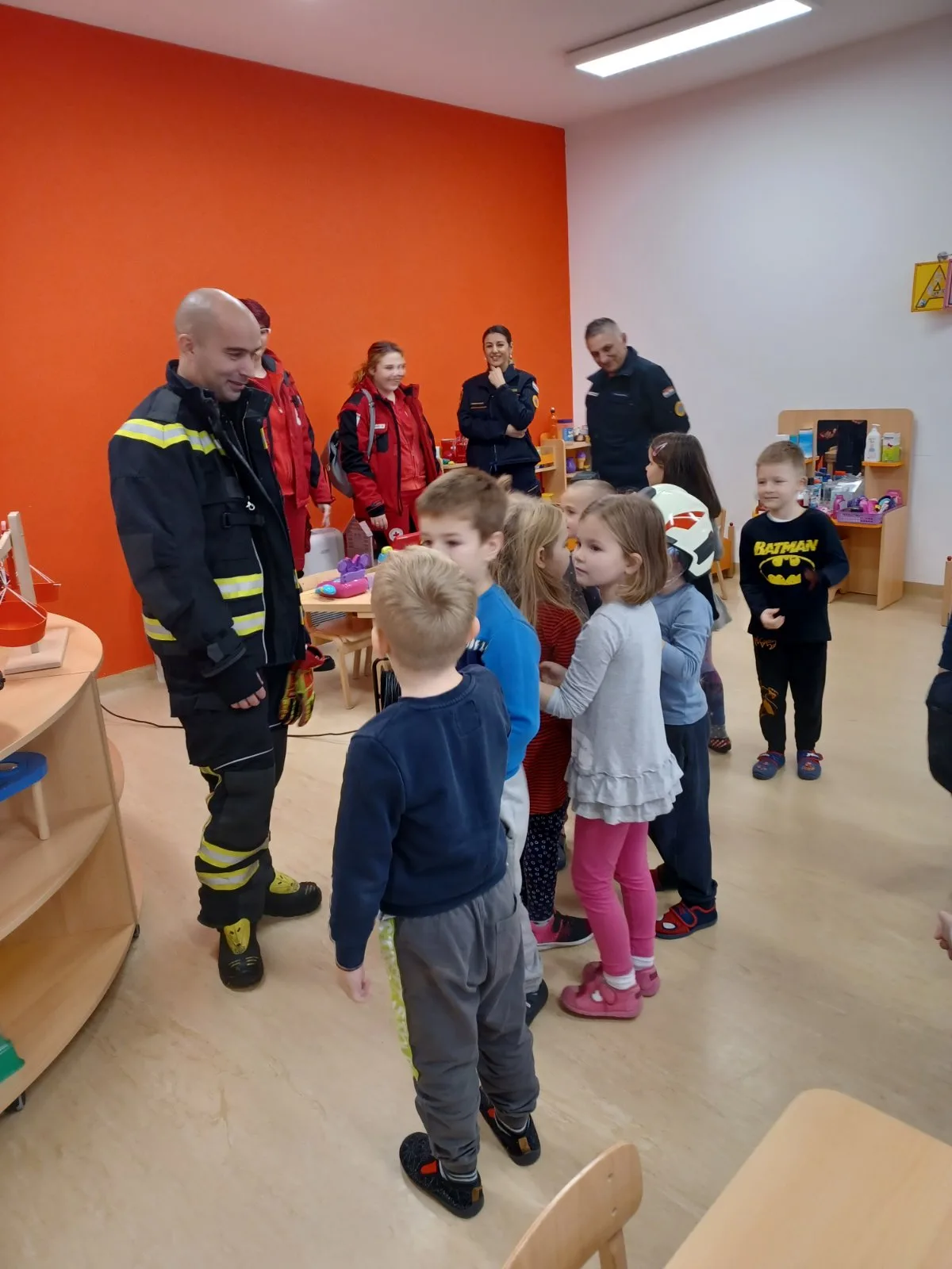 IMG 4d0aec1b3564d702dae561312b91b3de V