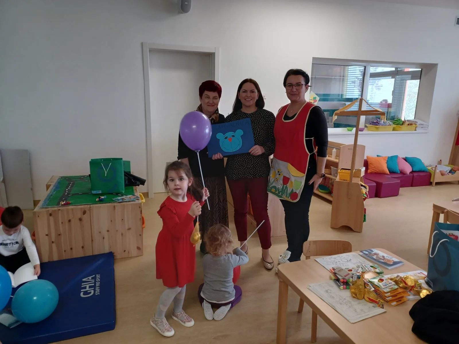 Trenutno pregledavate Svjetski dan štednje u skupinama “Zvončići” i “Ježići”