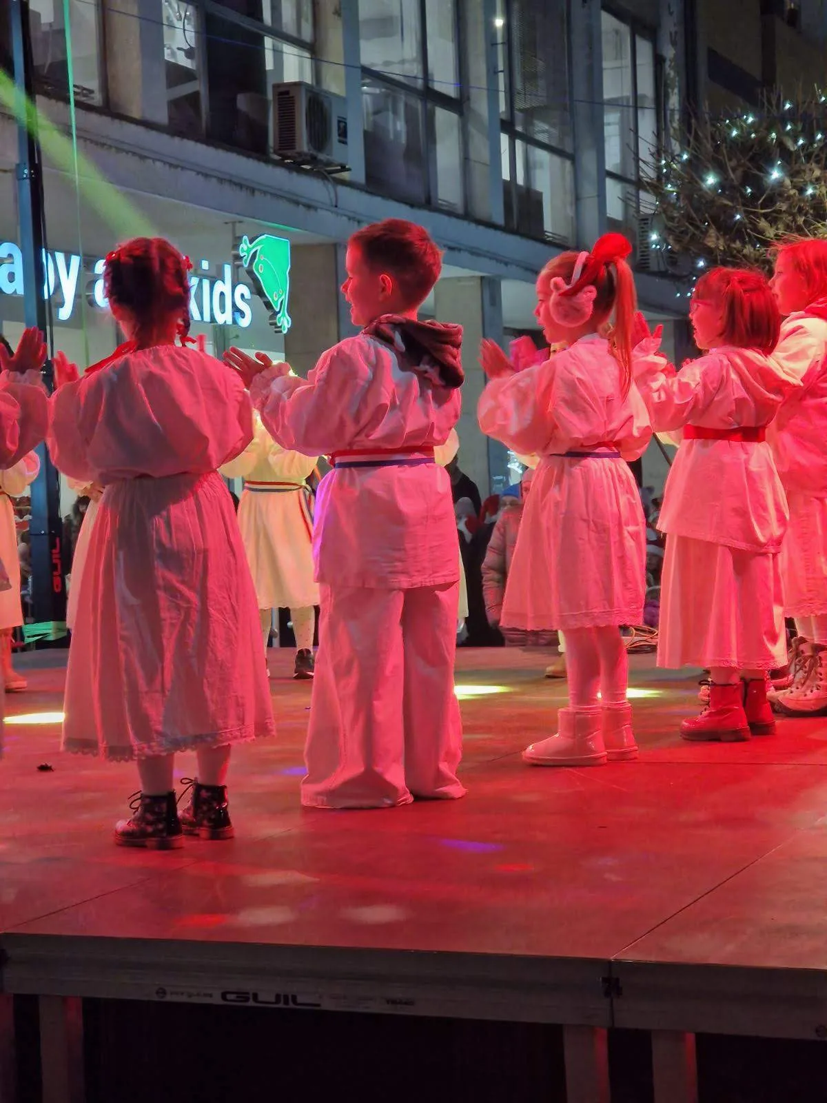 IMG 658ad19800ba0df57e13dbbc260499b1 V