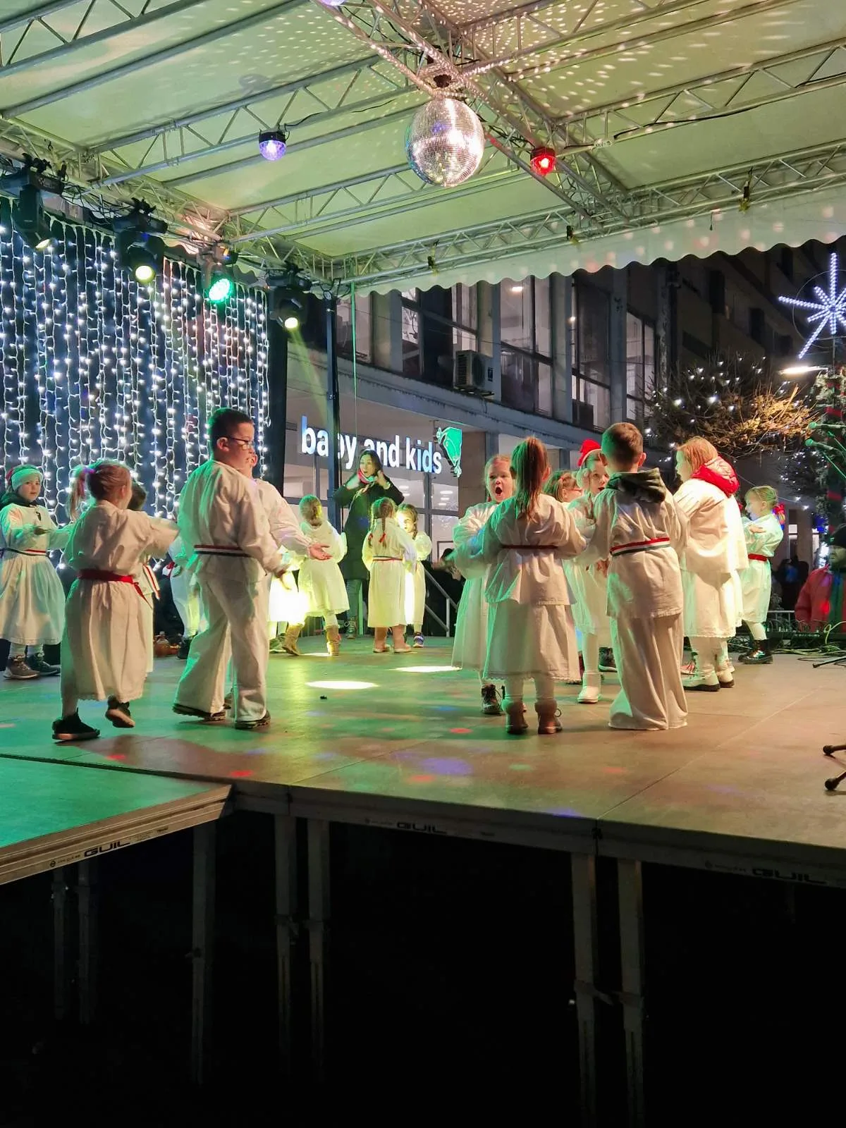 IMG 6d25c00d4fc91f9a5ff99d0442c6f1b8 V