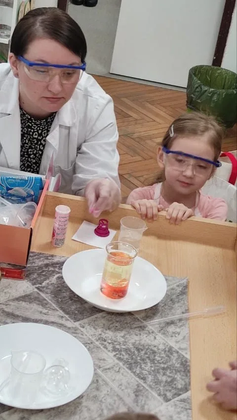 Pročitajte više o članku Zvjezdice nastavljaju edukativno znanstvenu suradnju