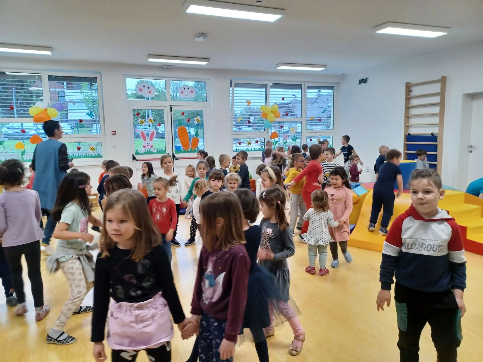 IMG 938843384bb3a4823190504560a64476 V