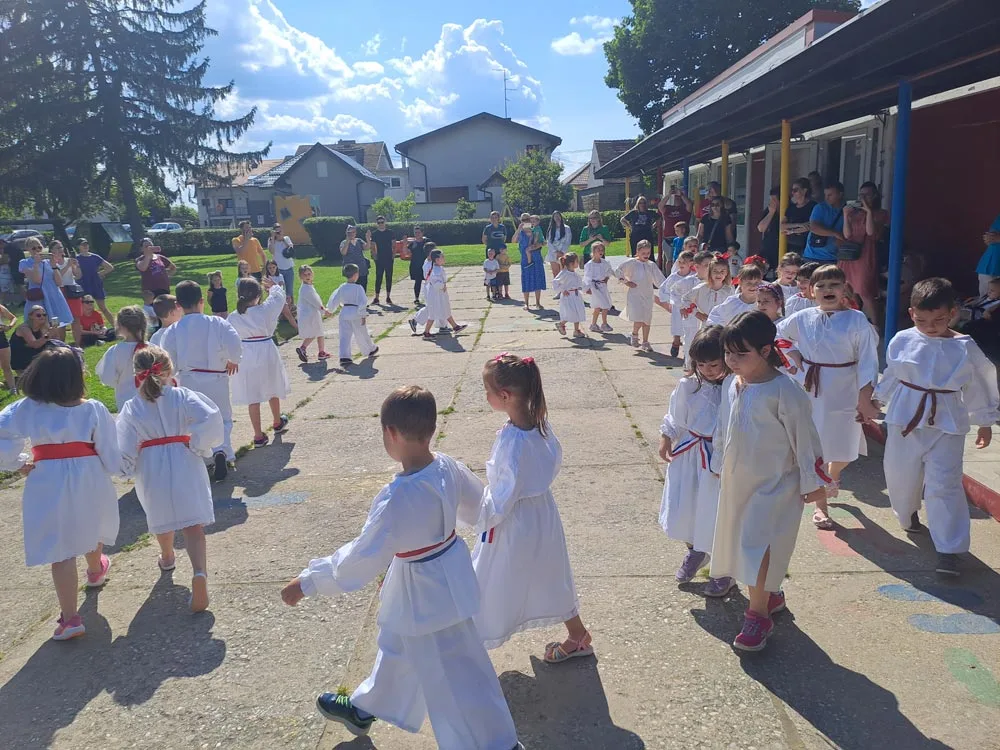 Trenutno pregledavate Završni koncert malih folkloraša s “Tratinčice”
