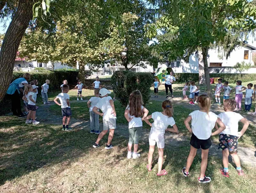 IMG 835909ada8af7ab4024061209b9bb743 V