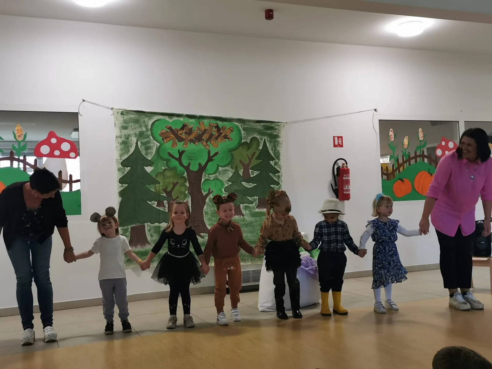 IMG 4e70bb216cf43e76fd0b18e61ed13112 V