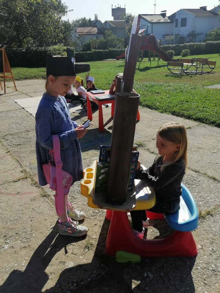 IMG a19be26158cf5879a9c4375371e15289 V