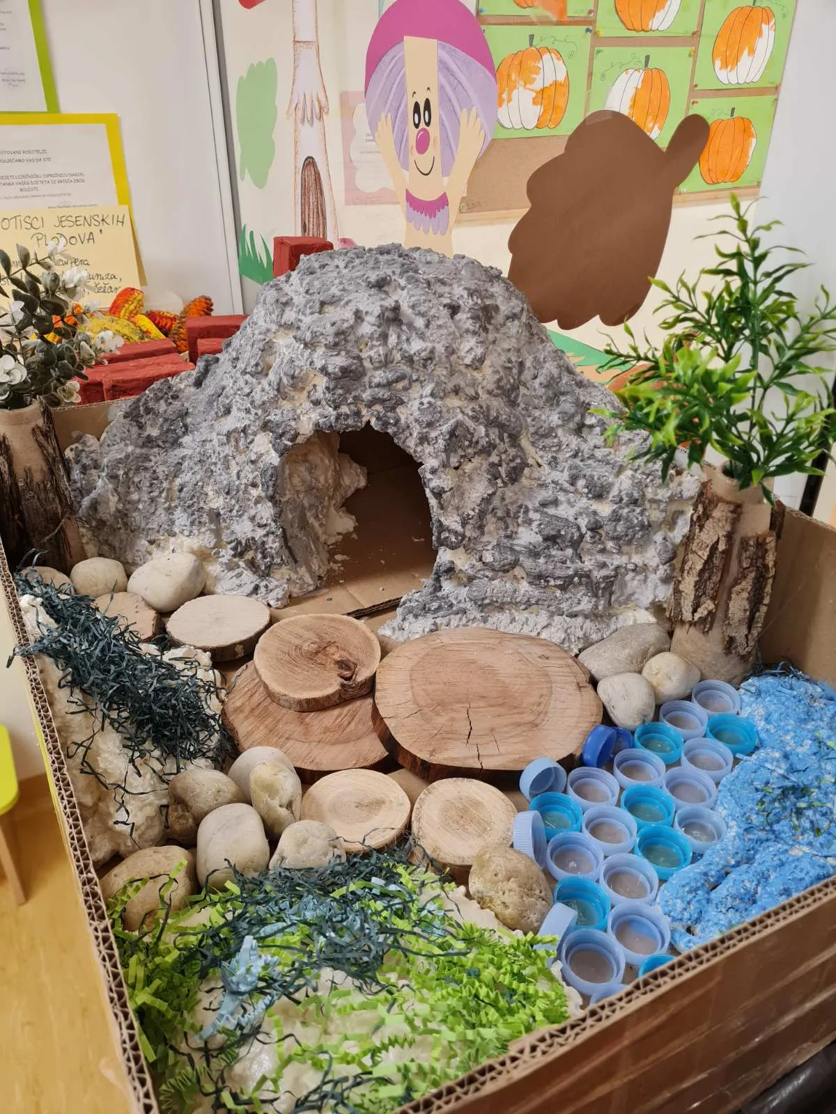 IMG cbfe81a872c1db4367847949ade303c0 V