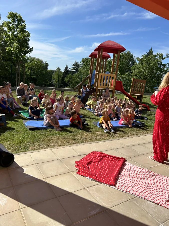 Pročitajte više o članku Predstava “Tko to tamo prlja”