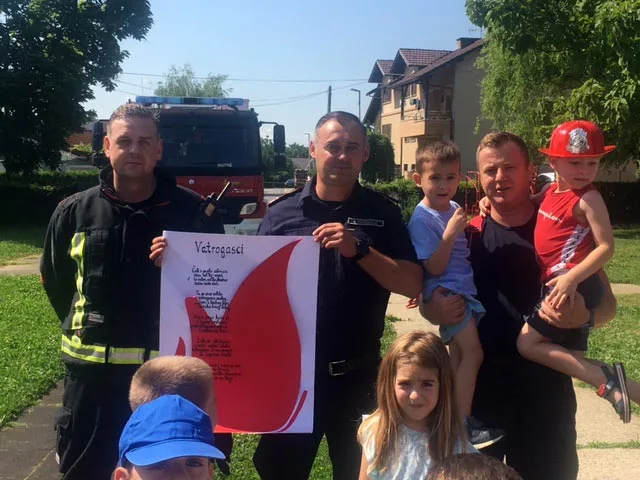 Pročitajte više o članku Vježba evakuacije u vrtiću “Tratinčica“