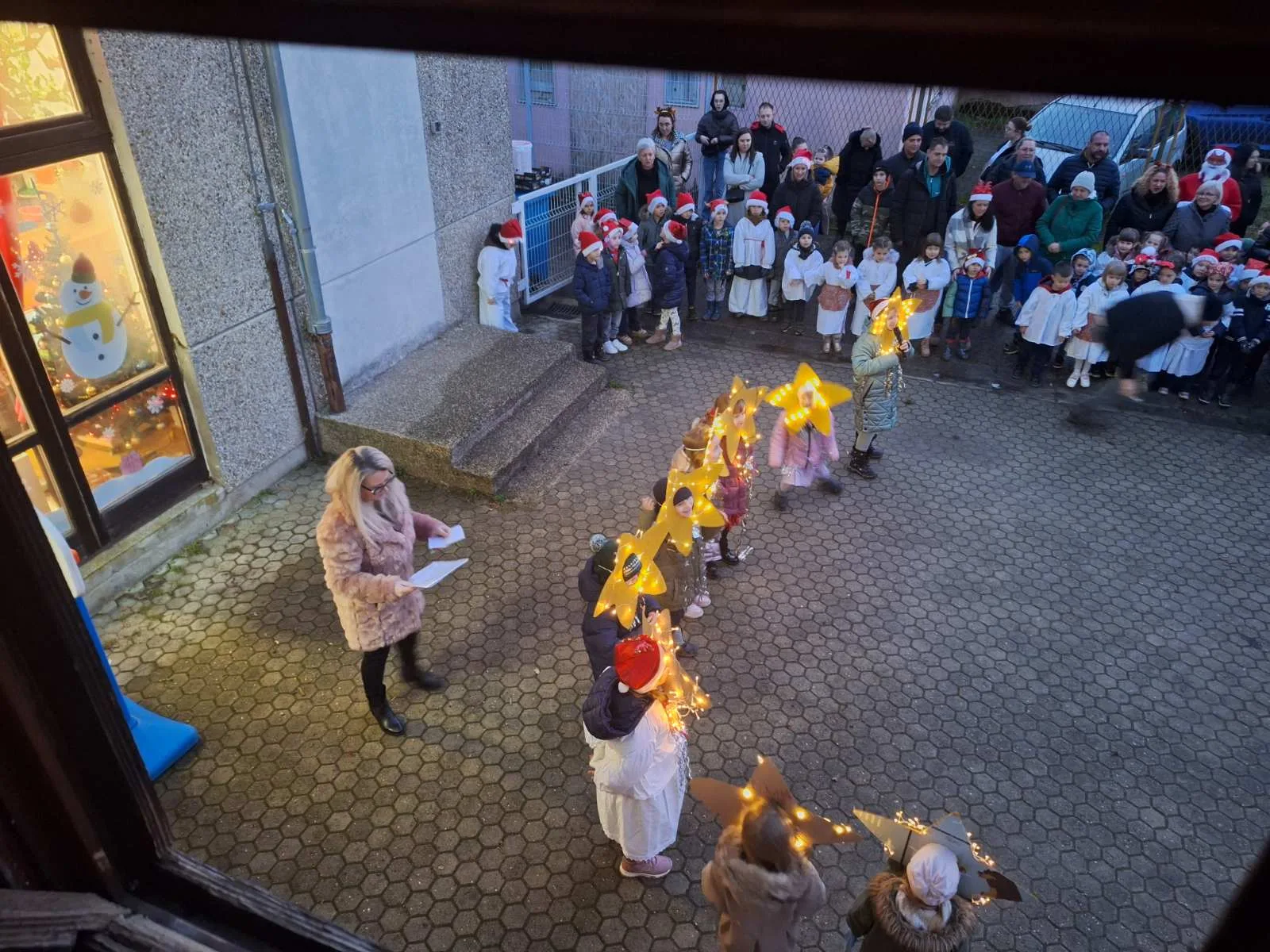 IMG c6a03a31559a41cfab0987a0ec84a370 V